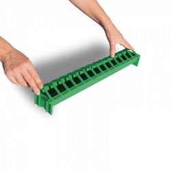 Krmítko pro kuřata PULCINO, žlabové, plastové, zelené, 7x50 cm Krmítko pro kuřata PULCINO, žlabové, plastové, zelené, 7x50 cm
