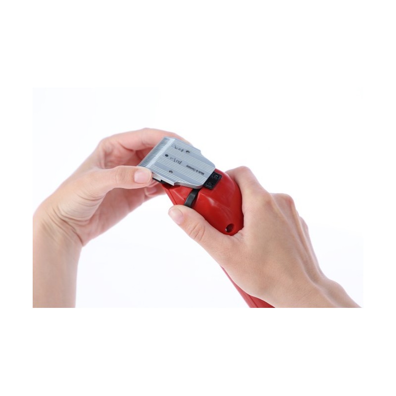 Aesculap strojek stříhací Favorita II GT104,  na psy a malá zvířata