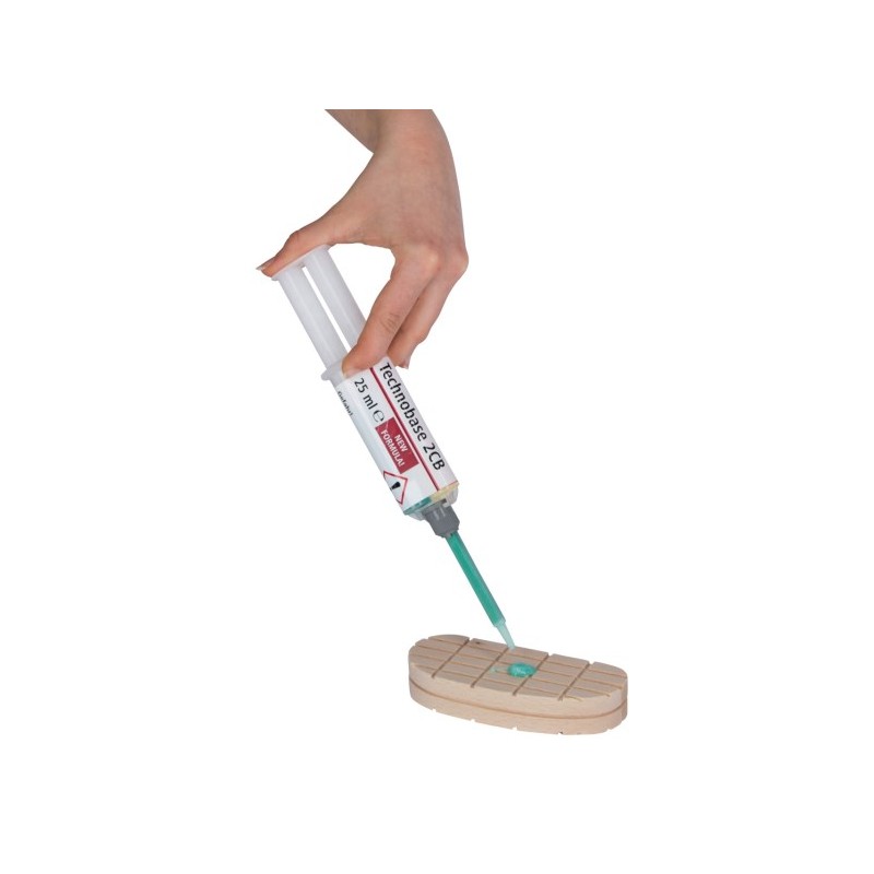 Lepidlo na paznehty Technobase-2CB Formula 2018, dvousložkové, vč. kanyly, náplň 25 ml