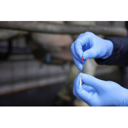 Kanyla struková se zátkou, 5 cm