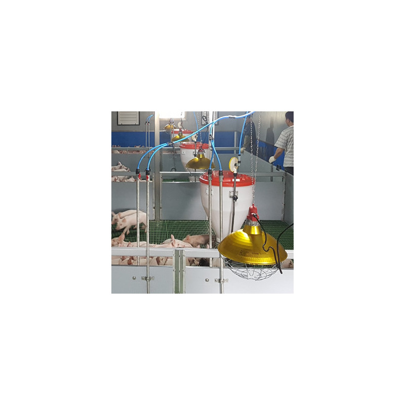 Interheat karbonová lampa pro drůbež a selata