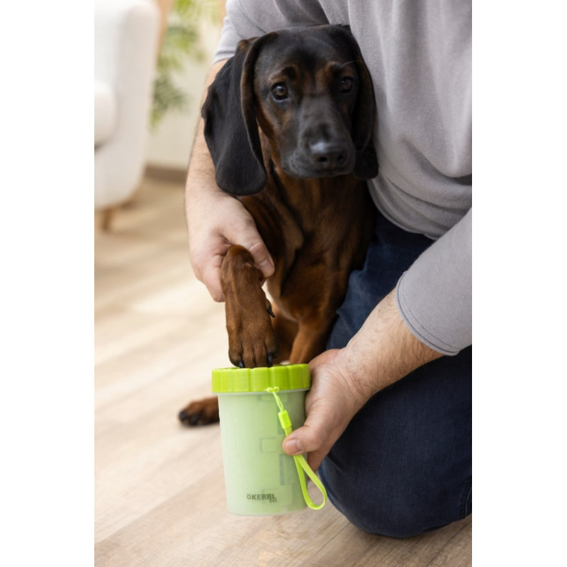 Čistič tlapek pro psy a kočky, zelený