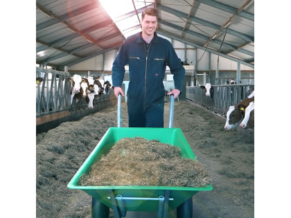 Ergonomické kolečko CHUKO – konec bolesti zad při práci na zahradě i farmě